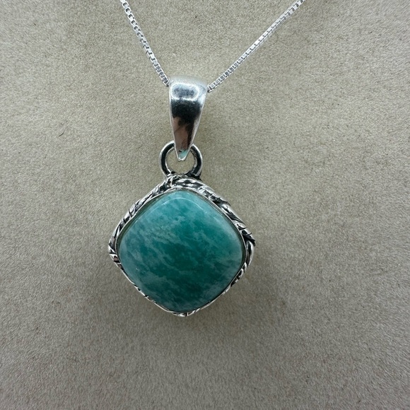 Silver Amazonite Pendant on Silver Chain - Picture 2 of 8
